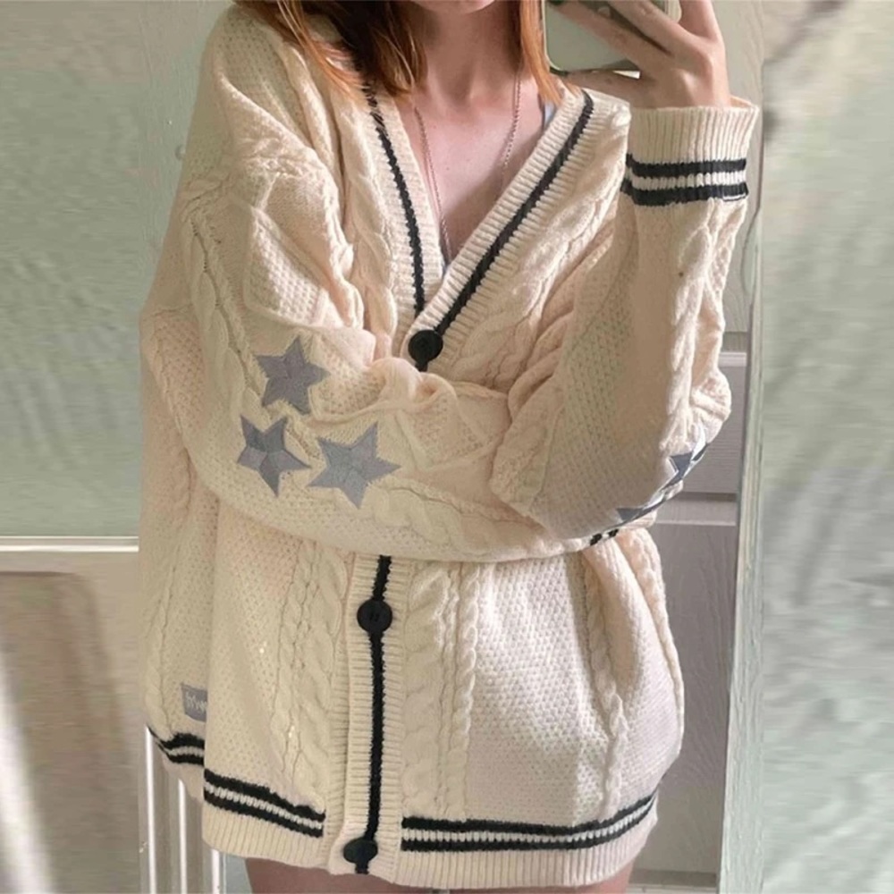 LAST 1! Cable Cream Star Cardigan made famous by Taylor Swift - Picture 5 of 8